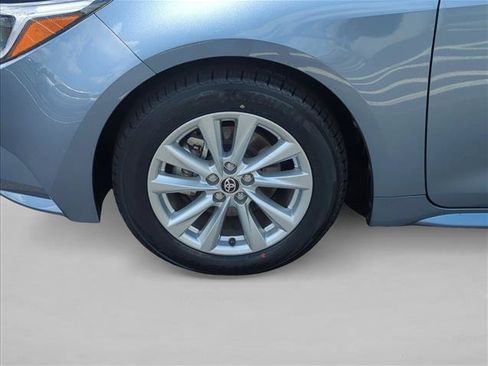 Certified 2025 Toyota Corolla LE w/ LE Premium Package FWD image 27