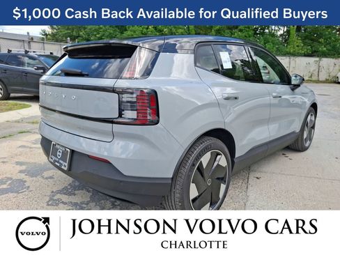 New 2025 Volvo EX30 Plus w/ Protection Package Premier AWD/4WD image 4
