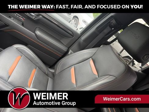 Used 2023 GMC Sierra 1500 AT4 w/ Technology Package AWD/4WD image 21