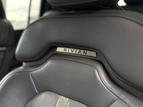 Used 2022 Rivian R1S Launch Edition Quad AWD/4WD image 17