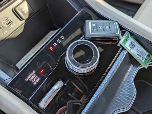 New 2025 Jeep Grand Cherokee L Limited image 34