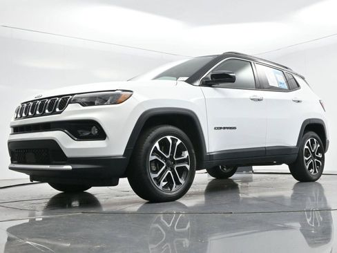 Used 2023 Jeep Compass Limited AWD/4WD image 45