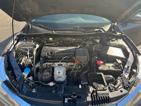 Used 2016 Honda Accord LX image 13