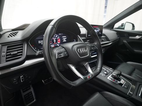 Used 2018 Audi SQ5 Premium Plus w/ S Sport Package AWD/4WD image 8