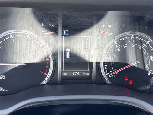 Used 2023 Toyota 4Runner TRD Off-Road image 10