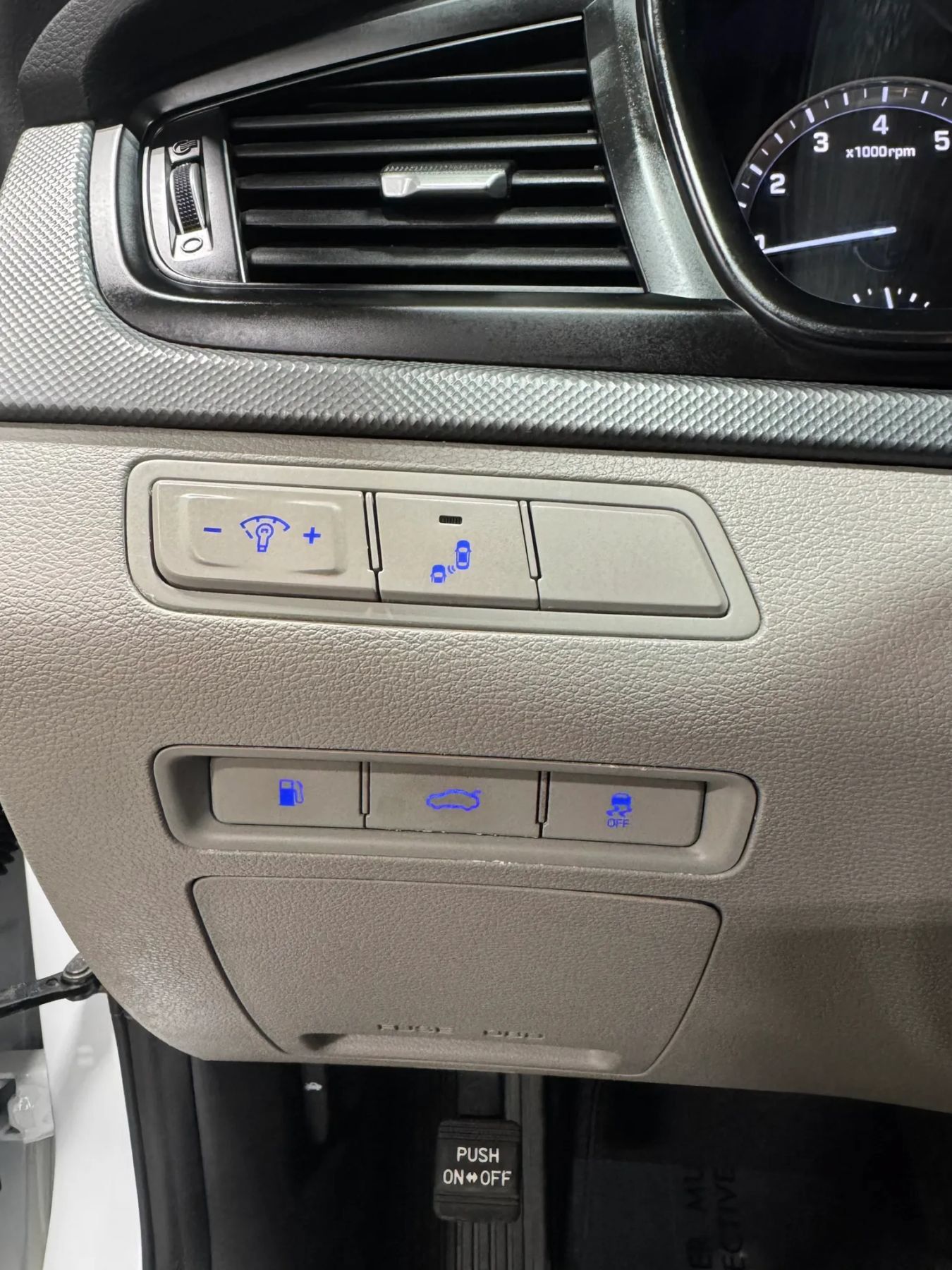 Used 2018 Hyundai Sonata ECO FWD image 18