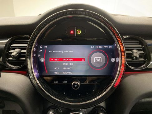 Used 2023 MINI Cooper SE image 16