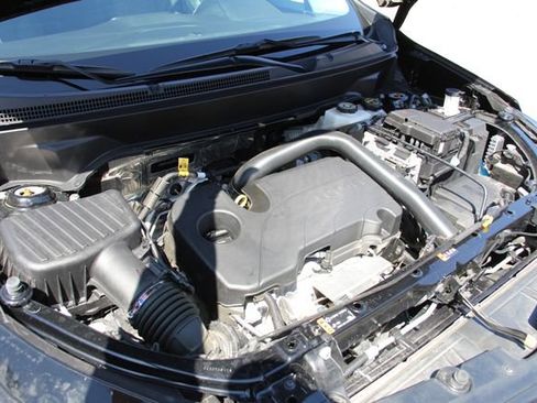 Used 2024 Chevrolet Equinox LT image 16