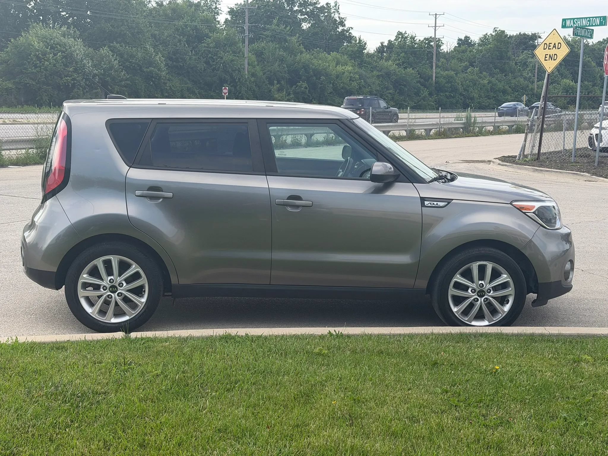 Used 2019 Kia Soul + FWD image 7