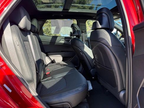New 2026 Kia Sportage X-Line w/ X-Line Premium Package image 5
