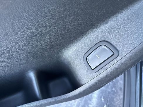 Used 2026 Chevrolet Traverse LT w/ Midnight/Sport Edition image 22