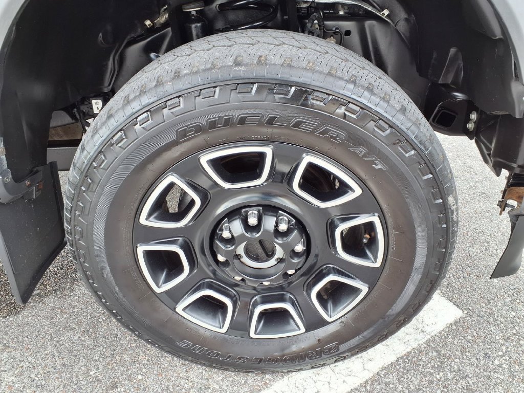 Used 2024 Ford F250 Platinum AWD/4WD image 9