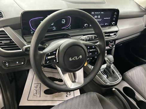 Used 2024 Kia Seltos LX AWD/4WD image 4