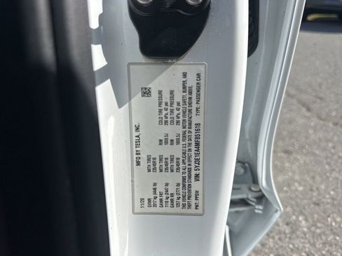 Used 2021 Tesla Model 3 Standard Range Plus image 36