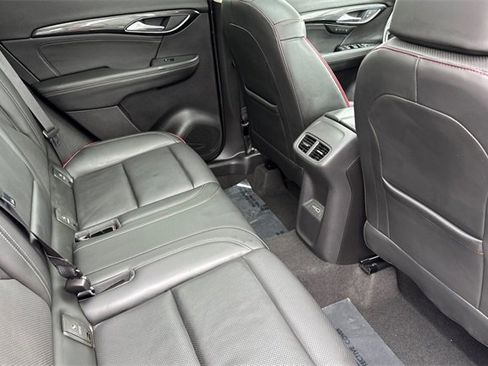 Used 2022 Buick Envision Essence w/ Sport Touring Package image 18