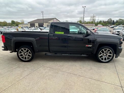 Used 2017 Chevrolet Silverado 1500 LT w/ Rally 2 Edition AWD/4WD image 4