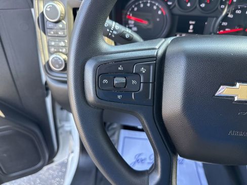Used 2024 Chevrolet Silverado 1500 W/T w/ WT Value Package AWD/4WD image 32