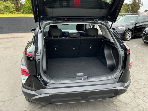 Used 2024 Hyundai Kona SEL FWD image 25