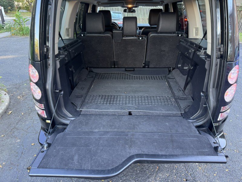 Used 2014 Land Rover LR4 HSE AWD/4WD image 36