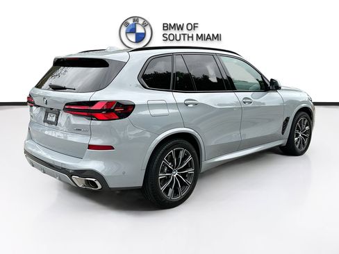 Certified 2024 BMW X5 xDrive40i w/ M Sport Package image 7