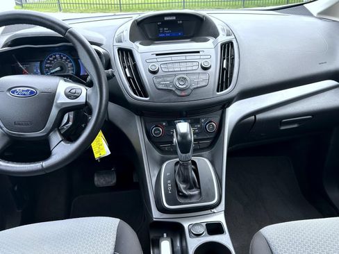 Used 2017 Ford C-MAX SE FWD image 13