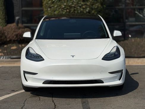 Used 2022 Tesla Model 3 Long Range image 3