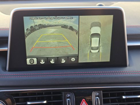 Used 2019 Genesis G70 3.3T Advanced w/ Sport Package image 20