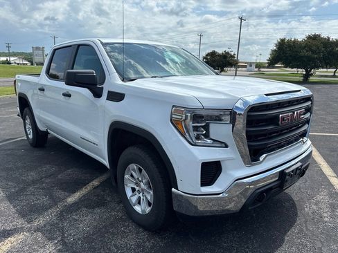 Used 2019 GMC Sierra 1500 4x4 Crew Cab w/ Convenience Package image 3