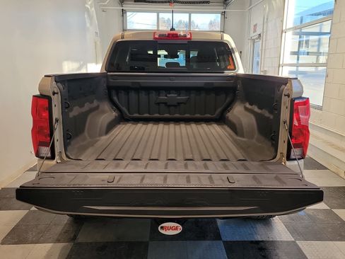 Used 2023 Chevrolet Colorado Trail Boss w/ Technology Package image 10
