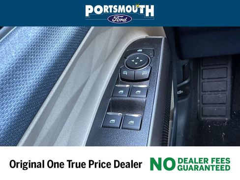 New 2025 Ford Maverick Lariat w/ 4K Tow Package image 27