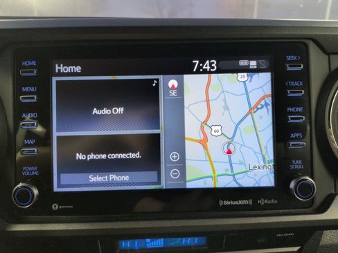 Used 2023 Toyota Tacoma TRD Off-Road w/ Technology Package image 19