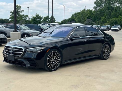 Used 2022 Mercedes-Benz S 580 4MATIC Sedan image 5