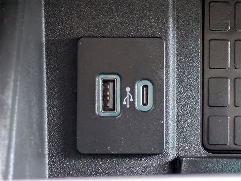 Used 2022 Ford F450 Lariat w/ Lariat Ultimate Package image 34