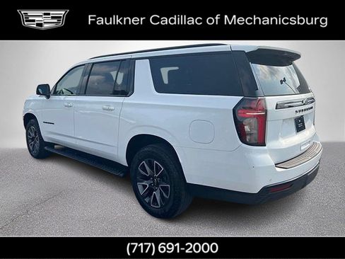 Used 2023 Chevrolet Suburban Z71 w/ Luxury Package AWD/4WD image 9