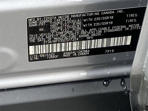 Certified 2025 Toyota RAV4 XLE Premium image 34