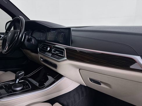 Used 2020 BMW X5 sDrive40i w/ Premium Package image 29