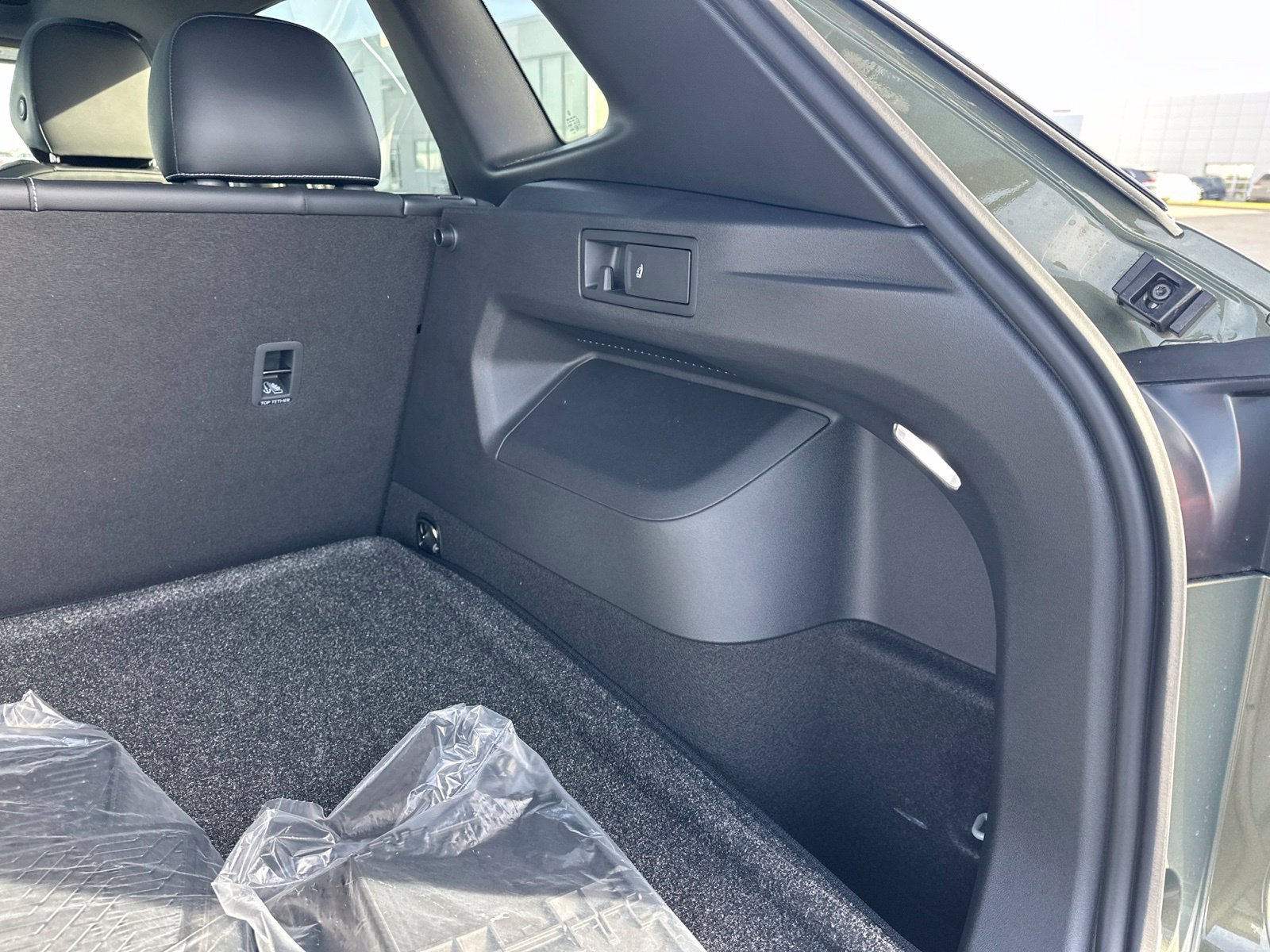 New 2026 Volkswagen Tiguan SE R-Line AWD/4WD image 25