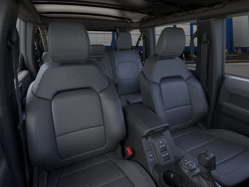 New 2025 Ford Bronco Big Bend w/ Black Diamond Package image 10