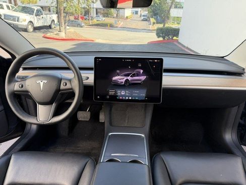 Used 2023 Tesla Model 3 Standard Range RWD image 13