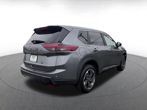 Used 2025 Nissan Rogue SV FWD image 14