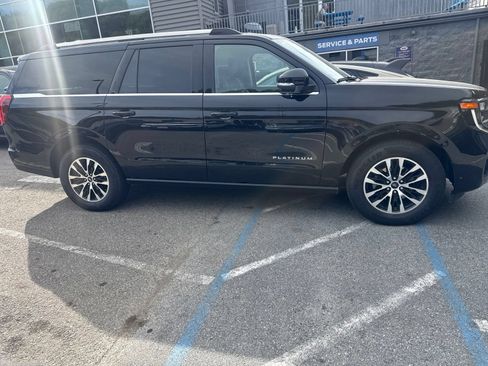 Used 2025 Ford Expedition Max Platinum AWD/4WD image 5