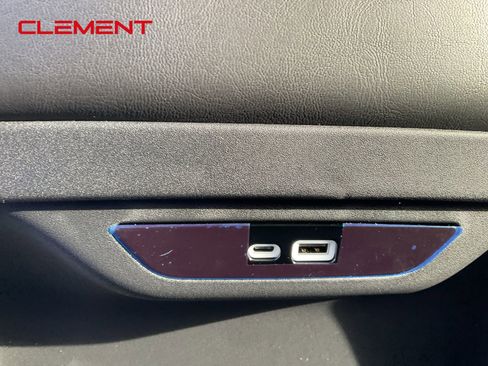 New 2026 Chrysler Pacifica Select image 24