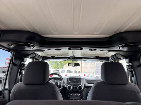 Used 2013 Jeep Wrangler Unlimited Sport AWD/4WD image 15