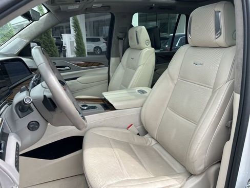 Used 2023 Cadillac Escalade Sport Platinum AWD/4WD image 20