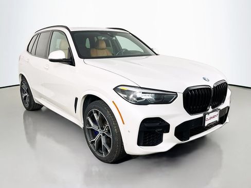 Used 2023 BMW X5 xDrive40i AWD/4WD image 4