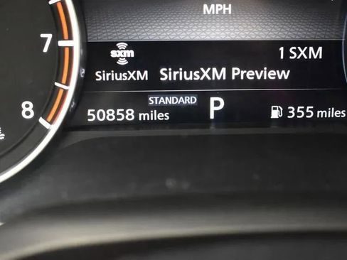 Used 2024 Nissan Rogue SV FWD image 28