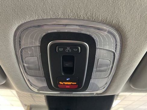 Used 2024 Hyundai Elantra Limited FWD image 29