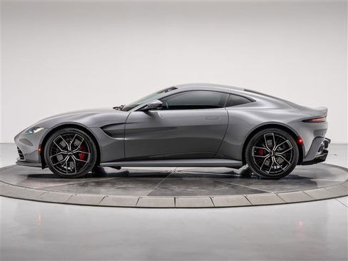 Used 2021 Aston Martin V8 Vantage Automatic image 7