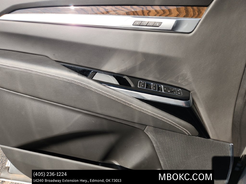 Used 2025 Cadillac Escalade Sport Platinum w/ LPO, Floor Liner Package AWD/4WD image 18