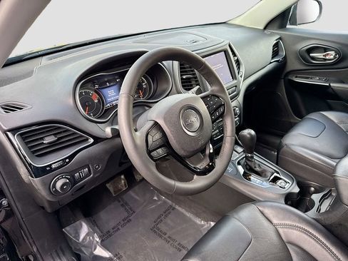 Used 2023 Jeep Cherokee Altitude Lux AWD/4WD image 9